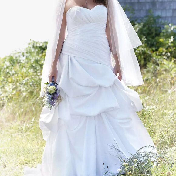 NWT Davids Bridal Dropped Waist Strapless Sweetheart Wedding Dress - Picture 1 of 4
